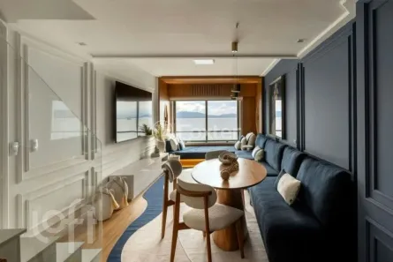 com 2 Quartos à venda, 81m² no Centro, Florianópolis