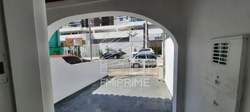 Foto do imóvel - Casa para alugar com 85 m², 2 quartos, 1 banheiro, 1 vaga