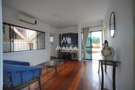 Casa com 4 Quartos para alugar, 267m² no Centro, Florianópolis