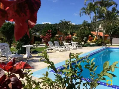 Casa de Condomínio com 2 Quartos à venda, 40m² no Cachoeira do Bom Jesus, Florianópolis