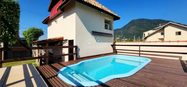 Casa com 5 Quartos à venda, 149m² no Centro, Peruíbe