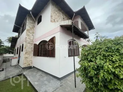 Casa com 3 Quartos à venda, 197m² no Centro, Biguaçu