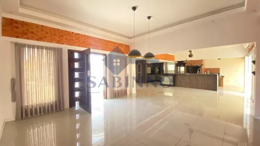Casa com 4 Quartos para alugar, 225m² no Centro, Palhoça