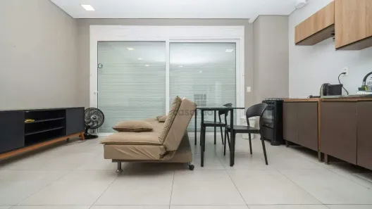 Studio com 1 Quarto para alugar, 72m² no Centro, Pelotas