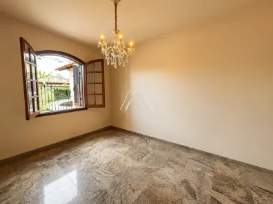 Casa com 3 Quartos à venda, 155m² no Centro, Itaúna