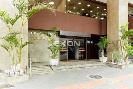 Conjunto Comercial / Sala à venda, 67m² no Centro, Curitiba