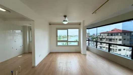 Apartamento com 3 Quartos à venda, 95m² no Centro, Torres