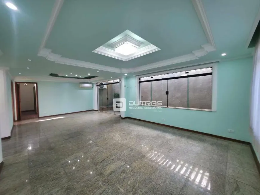 Foto do imóvel - Casa para alugar com 166 m², 3 quartos, 3 banheiros, 4 vagas