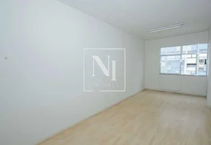 Loja / Salão / Ponto Comercial à venda, 33m² no Copacabana, Rio de Janeiro