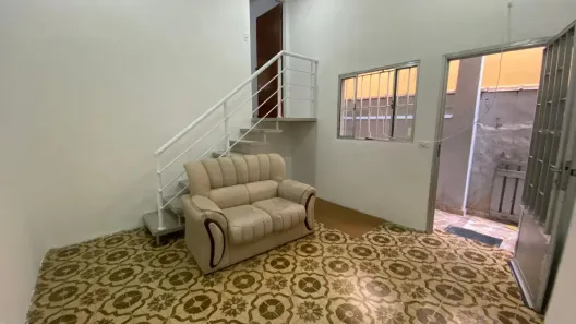 Casa com 2 Quartos para alugar, 60m² no Metalúrgicos, Osasco