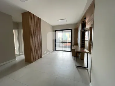 Apartamento com 2 Quartos para alugar, 100m² no Centro, Florianópolis