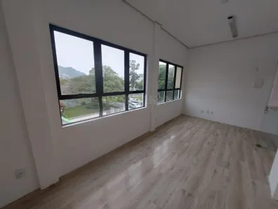 Conjunto Comercial / Sala à venda, 24m² no Trindade, Florianópolis