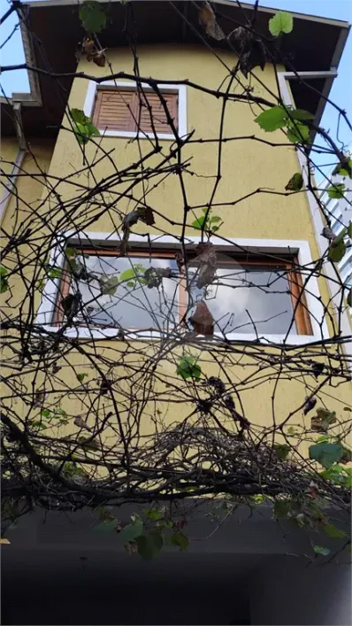 Foto do imóvel - Sobrado para alugar com 3 quartos, 1 suíte, 4 banheiros e 4 vagas na garagem em