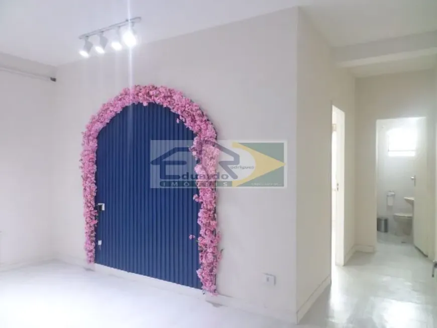Foto do imóvel - Sala/Conjunto/Escritório para alugar com HOME_OFFICE, 35 m² e 1 banheiro próximo à Estação.