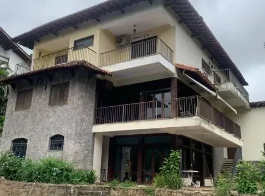 Foto do imóvel - Casa de condomínio para alugar com 300 m², 5 quartos, 5 banheiros, 2 vagas