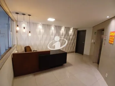 Conjunto Comercial / Sala para alugar, 275m² no Fundinho, Uberlândia