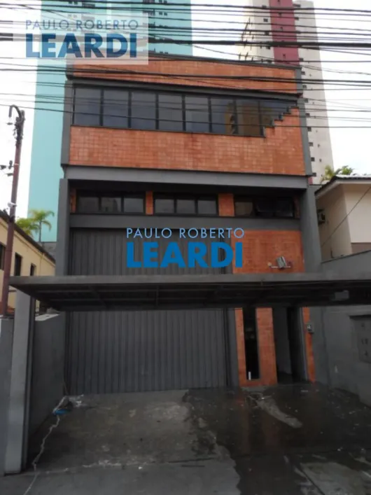 Foto do imóvel - Imóvel comercial para alugar com 240 m², 4 banheiros e aceita animais próximo ao Metrô Hospital.