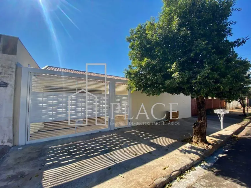 Foto do imóvel - Casa para alugar com 130 m², 4 quartos, 2 banheiros, 2 vagas