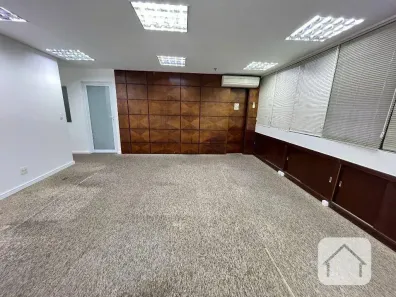 Conjunto Comercial / Sala para alugar, 180m² no Campo Belo, São Paulo