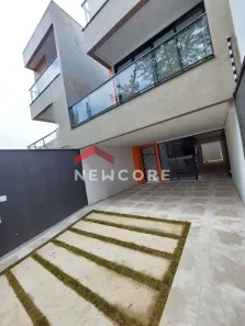 Sobrado com 3 Quartos à venda, 200m² no Vila Scarpelli, Santo André