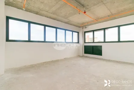 Conjunto Comercial / Sala à venda, 44m² no Vila Assunção, Santo André