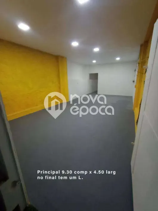Foto do imóvel - Casa à venda com 1 quarto, 1 banheiro e 1 vaga na garagem, próxima ao Metrô Praça Onze em