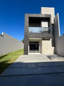 Sobrado com 3 Quartos à venda, 198m² no Timbu, Eusébio
