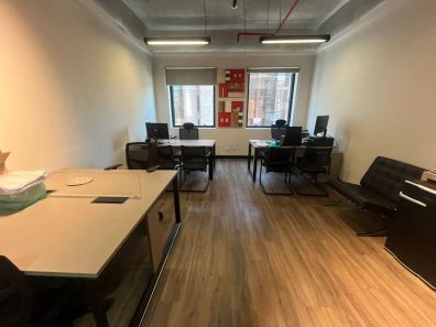 Conjunto Comercial / Sala à venda, 33m² no Cidade Monções, São Paulo