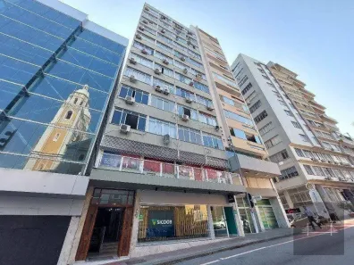 Conjunto Comercial / Sala à venda, 30m² no Centro, Florianópolis