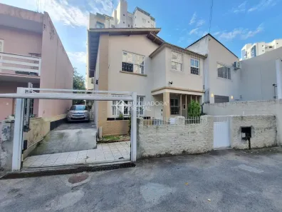 Casa com 3 Quartos à venda, 137m² no Centro, Florianópolis