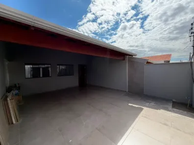 Casa com 2 Quartos à venda no Centro, Araxá