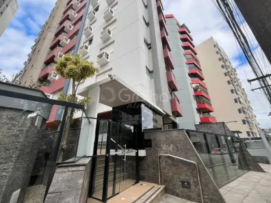 Apartamento com 3 Quartos para alugar, 117m² no Centro, Florianópolis