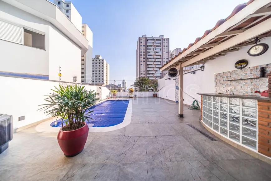 Foto do imóvel - Sobrado à venda com 3 quartos, 2 suítes, 279 m², 2 banheiros e 5 vagas na garagem em
