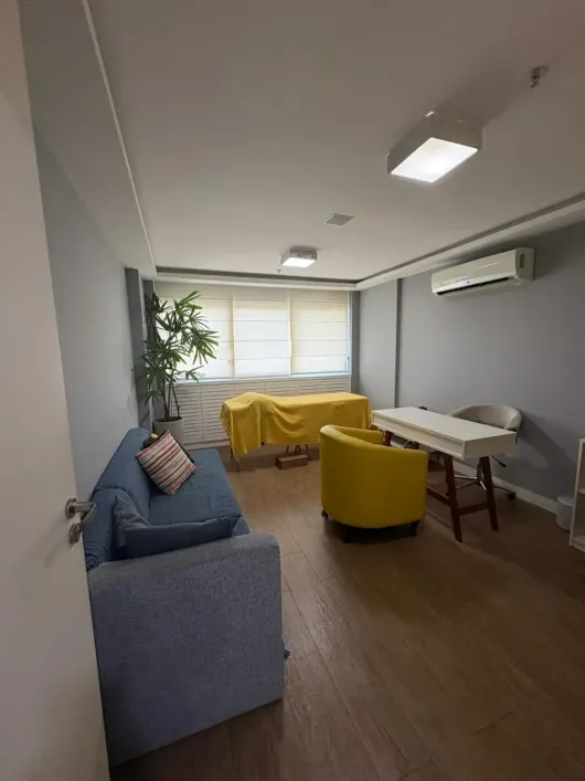 Foto do imóvel - Sala/Conjunto/Escritório para alugar com 1 banheiro, 1 vaga na garagem e perto do Metrô Vicente.