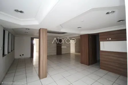 Conjunto Comercial / Sala para alugar, 213m² no Centro, Curitiba