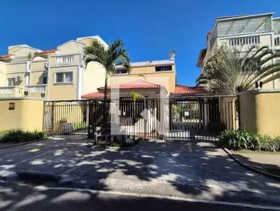 Casa de Condomínio com 3 Quartos para venda ou aluguel, 175m² no Recreio dos Bandeirantes, Rio de Janeiro