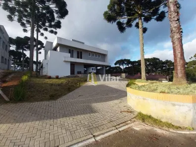 Sobrado com 3 Quartos à venda, 330m² no Vila Fuck, Piraquara