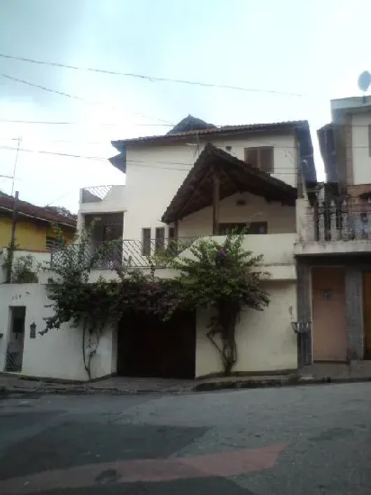 Foto do imóvel - Sobrado à venda com 3 quartos, 1 suíte, 280 m², 4 banheiros e 2 vagas em