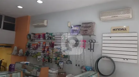 Loja / Salão / Ponto Comercial à venda, 70m² no Laranjeiras, Rio de Janeiro