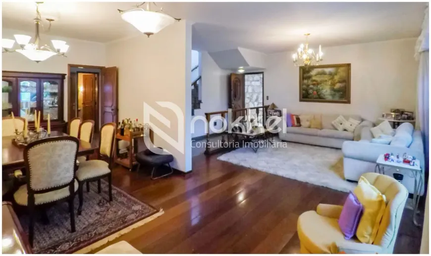 Foto do imóvel - Sobrado à venda com 4 quartos, 1 suíte, 388 m², 3 a 5 banheiros e 4 a 5 vagas em
