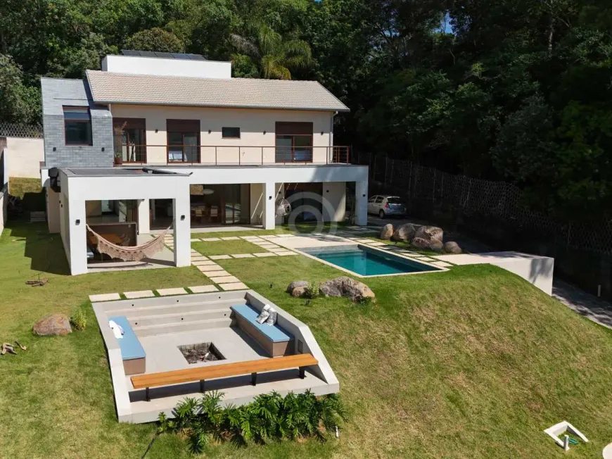 Foto do imóvel - Casa de condomínio à venda com 4 quartos, 4 suítes, 5 banheiros, 393 m² e 10 vagas em