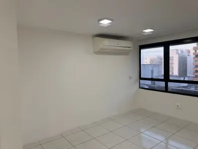 Conjunto Comercial / Sala com 1 Quarto para venda ou aluguel, 36m² no Meireles, Fortaleza