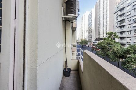Apartamento com 2 Quartos à venda, 65m² no Centro Histórico, Porto Alegre