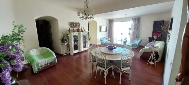 Cobertura com 3 Quartos para venda ou aluguel, 275m² no Pitangueiras, Guarujá