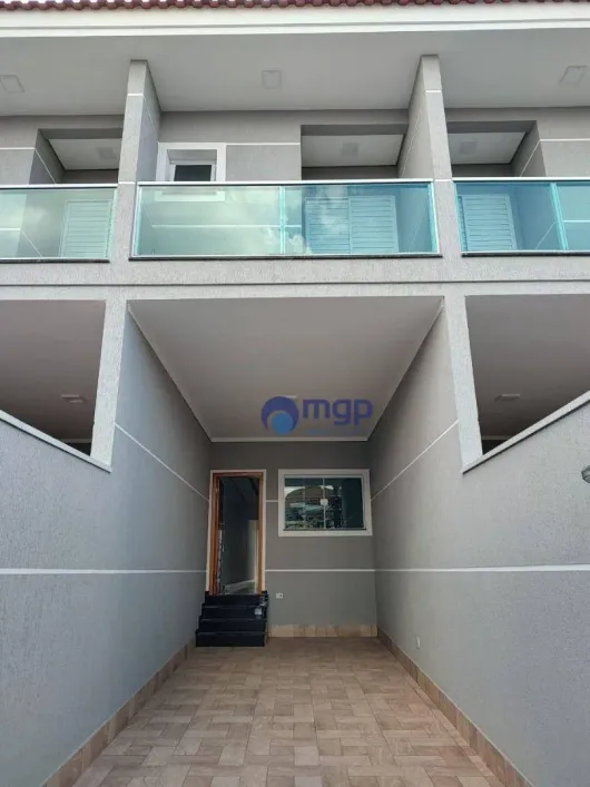 Foto do imóvel - Sobrado à venda com 3 quartos, 3 suítes, 132 m², 4 banheiros e 2 vagas na garagem em