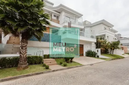 Casa com 4 Quartos à venda, 426m² no Estreito, Florianópolis