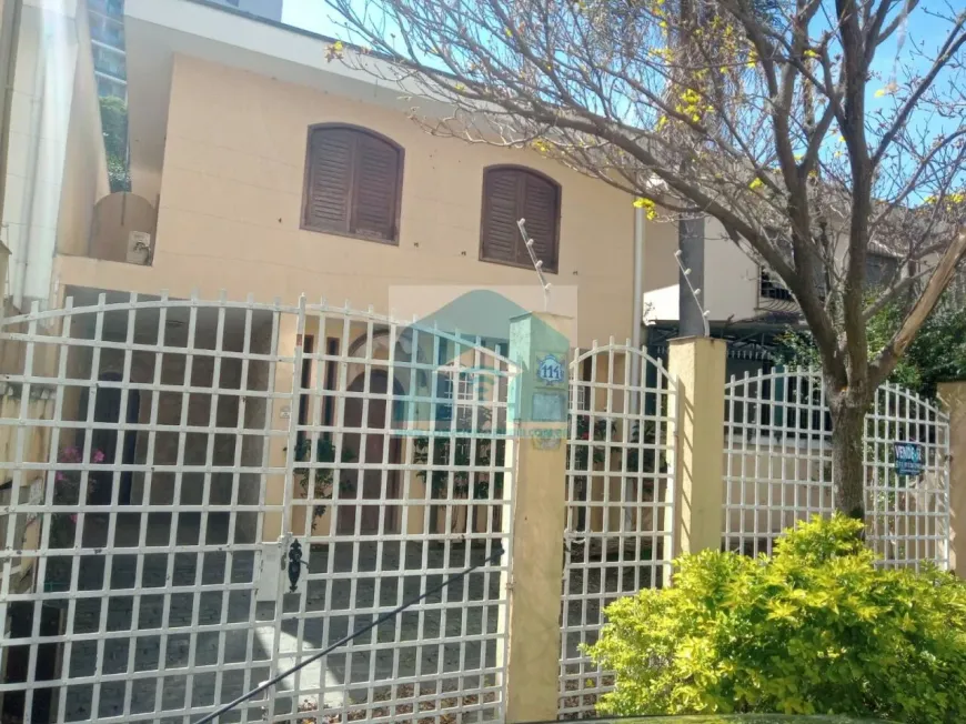 Foto do imóvel - Sobrado à venda com 3 quartos, 1 suíte, 3 banheiros e 3 vagas próximo ao Metrô Borba Gato em