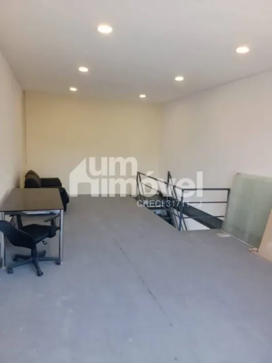 Foto do imóvel - Loja / Salão / Ponto Comercial para alugar, 240m²