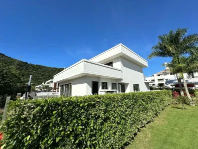 Casa de Condomínio com 4 Quartos para venda ou aluguel, 290m² no Canasvieiras, Florianópolis