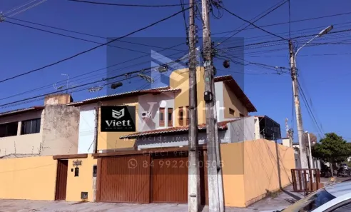 Casa com 5 Quartos para alugar, 360m² no Capim Macio, Natal